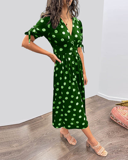 DAISY | ELEGANT DRESS WITH MODERN POLKA DOTS