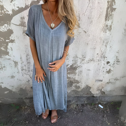 Solène – Relaxed V-Neck Midi Dress