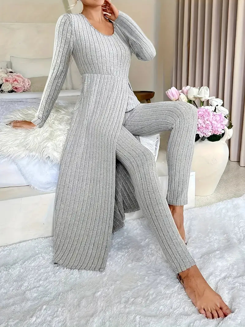 Miłodziwa - Ribbed Set with Pants and V-Neck