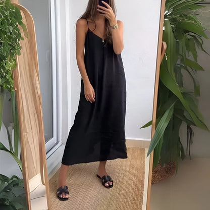 Léna – Minimalist Slip Maxi Dress
