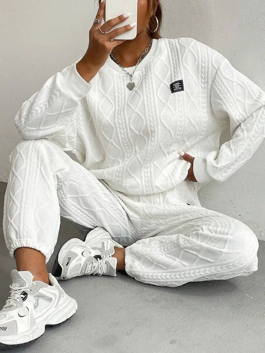 Dobiegniewa - Textured Pants Set with Patches