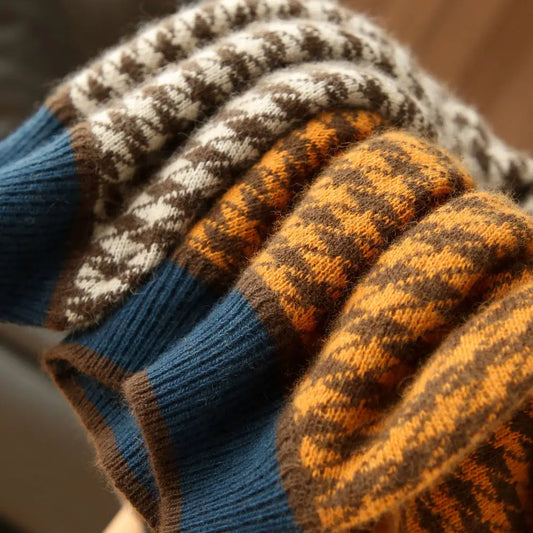 Salomi - Solid Color Wool Sweater