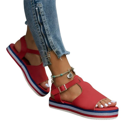 Femke - Stylish Beach-Ready
