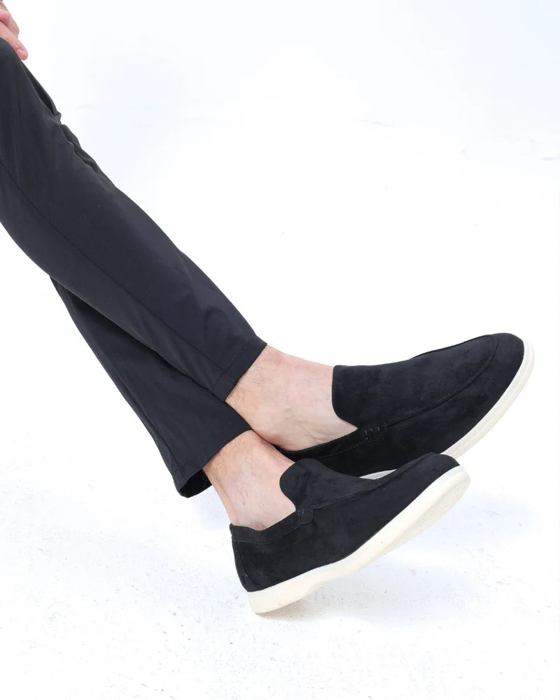 Laramie – Classic Suede Loafers