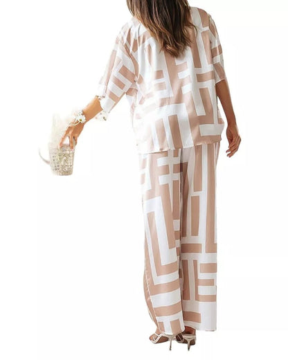 Sanne - Elegant Office Casual Vacation-Ready