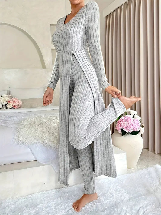 Miłodziwa - Ribbed Set with Pants and V-Neck